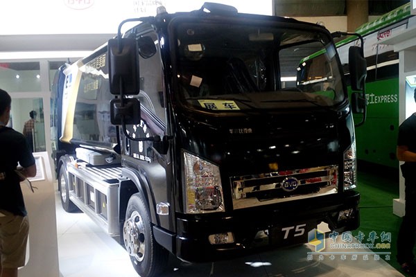 T5 pure electric compression garbage truck