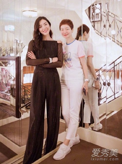 åˆ˜é›¯æˆ›çº³çº¢æ¯¯æ¡çº¹è¥¿è£…æ˜¯ä»€ä¹ˆç‰Œå­ åˆ˜é›¯2017æˆ›çº³çº¢æ¯¯é€ åž‹æ±‡æ€»
