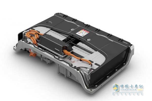 Power battery manufacturers suffer from extrusion from both upstream and downstream ends