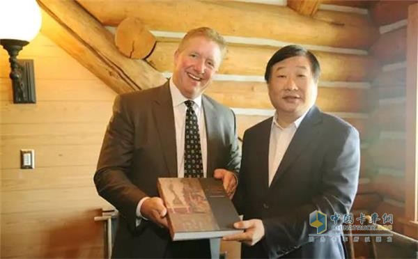 Chairman of Weichai Tan Xuguang and President of Kohler Group Tom Clewell