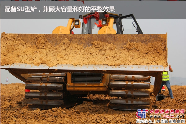 High production, low consumption, comfortable operation, mountain machinery SEM816 bulldozer evaluation