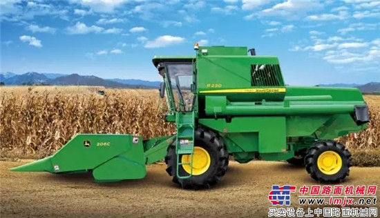 A stable and reliable harvest star - John Deere R230 combine harvester