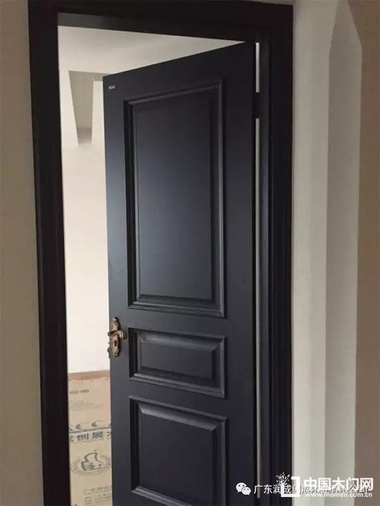 Wooden door maintenance