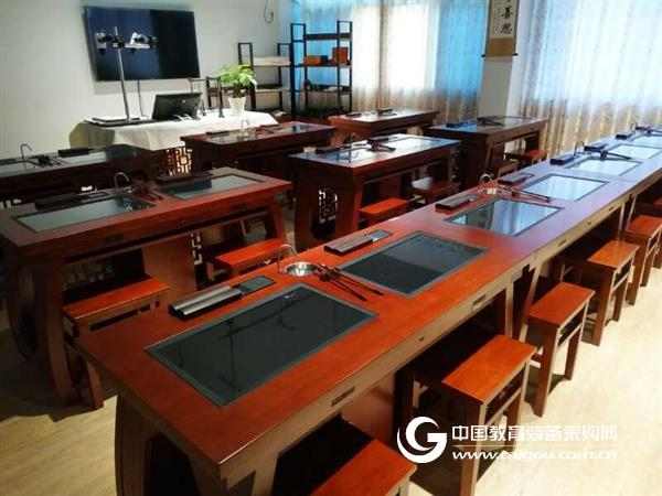 Hubei Digital Calligraphy Experience Hall settled in Shiyan Youth Palace