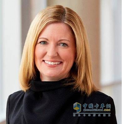 Appoints Karen Quintos, Executive Vice President and Chief Customer Officer of Dell Technology Group, to become Director of Cummins