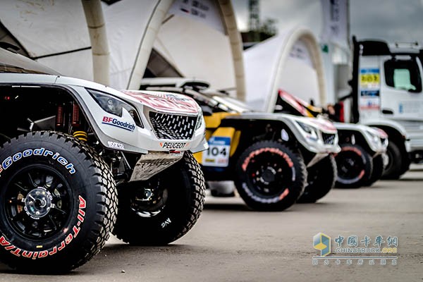 Bailuchi and Peugeot Team Combats Silk Road Rally