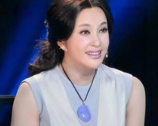 æ™“åº†ä½œä¸ºç¿¡ç¿ é«˜ç«¯æ”¶è—å¤¹ï¼Œå°±å¯¹ç´«è‰²ç¿¡ç¿ æƒ…æœ‰ç‹¬é’Ÿ
