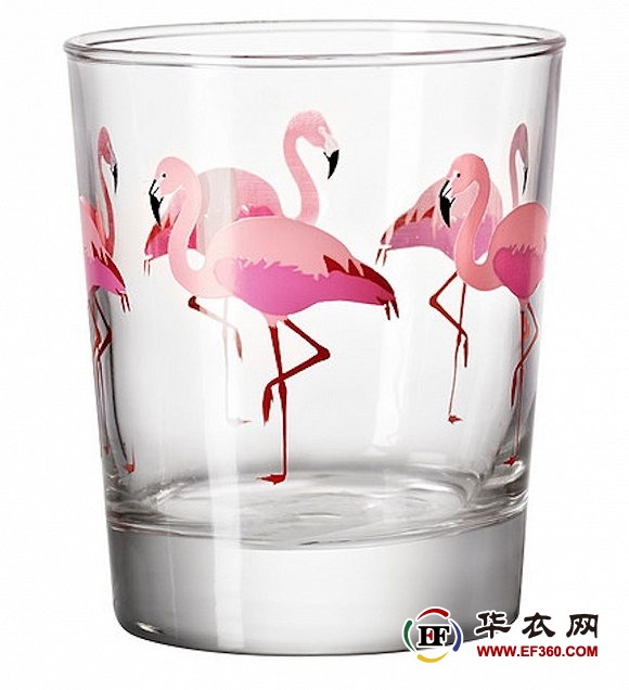 All prints in Spring and Summer are not comparable to this pink flamingo