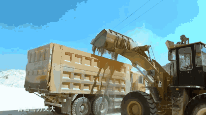 Super-high king on the quarry: the arm is long, the fuel is high, and the efficiency is high.