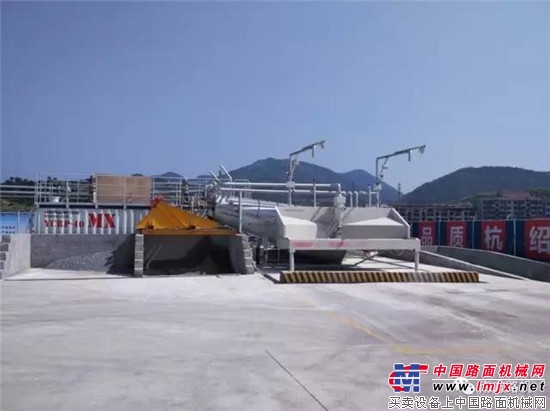 Environmental protection equipment for concrete mixing station of South Road Engineering