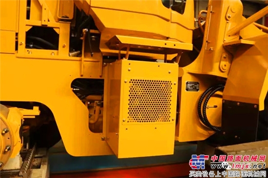 Powerful, fearless, Leiwo FL956H-EMAX loader interpretation