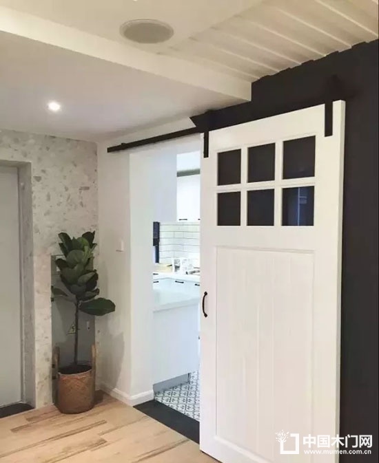 Barn door