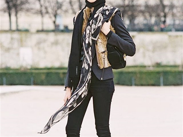 A scarf to accompany you over autumn and winter