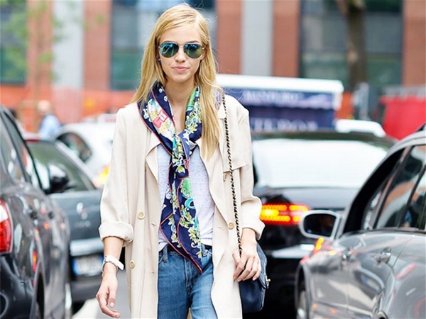 A scarf to accompany you over autumn and winter