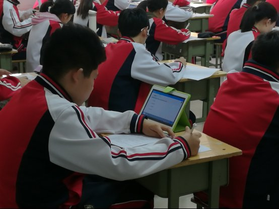 Tianwen number media cloud classroom to help Zhengzhou seven middle wisdom exam seconds results