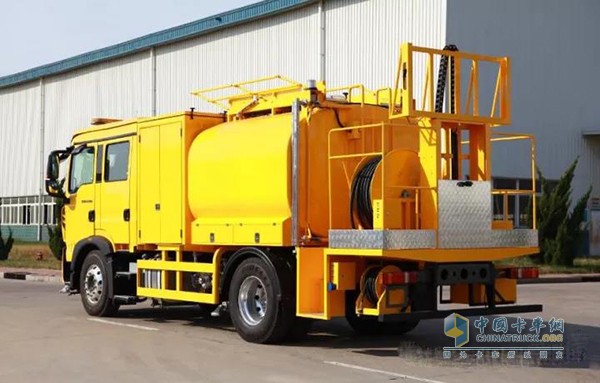 China National Heavy Duty Truck Qingdao Heavy Industry