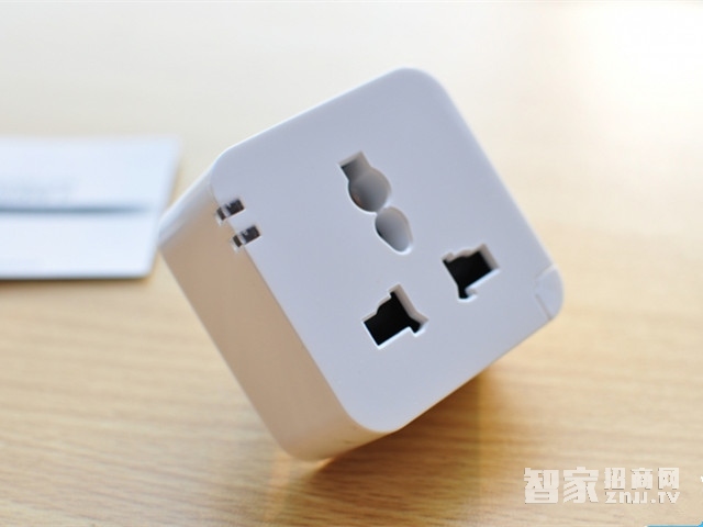 Small K Smart Socket