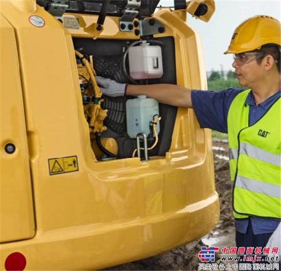 Excavator boss and Caterpillar expert work together to explain Almighty Ares CatÂ® 307E2