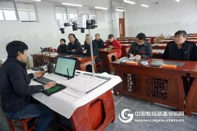 Huawen Zhonghe intelligent digital calligraphy classroom, new technology experience