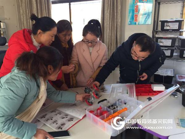 Zhongqing Youbo STEM Education Landed in Xi'an Three Middle Schools