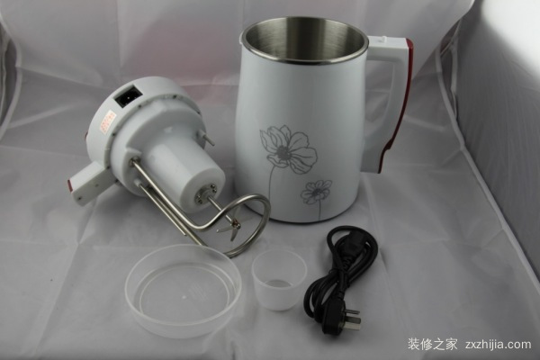 å¤šåŠŸèƒ½çš„è±†æµ†æœº