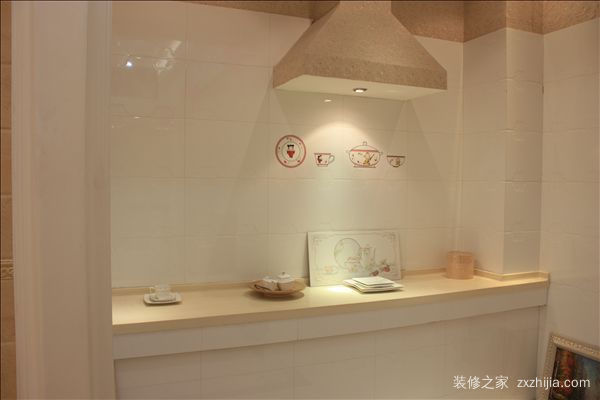 å®žæœ¨é¤æ¡Œä»·ä½