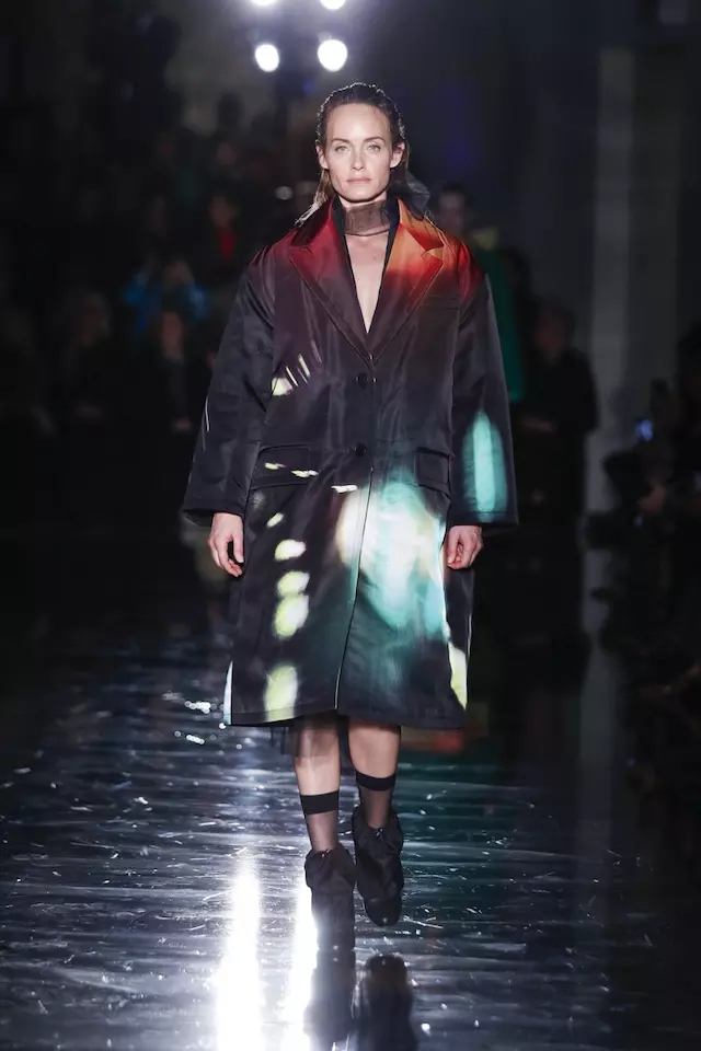 Prada 2018 Winter Fashion Week in Milan: Women have the right to go out at night to become any role she wants to be