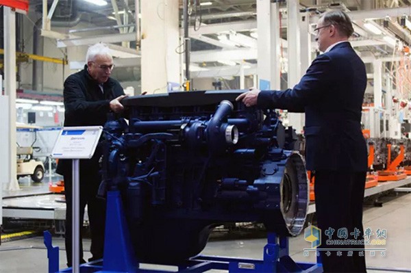 Liebherr and KAMAZ complete the development of new engines