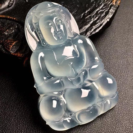 ç¿¡ç¿ è§‚éŸ³,çŽ‰ä½›
