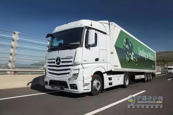 Mercedes truck with Michelin tires