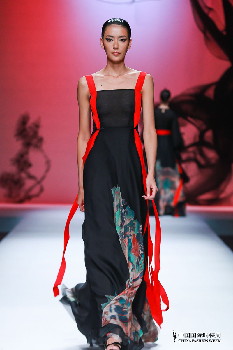 Hao Weimin Clouds Prettiness - National Essence Silk Road Miracles China International Fashion Week 18AW