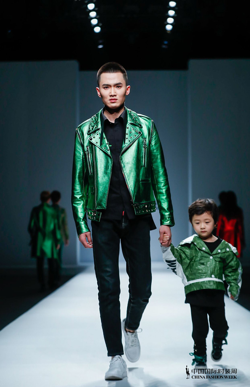 Green Attack Sunhaitaoâ€¢Sun Haitao Kids and Parents Wear Brand Show | China International Fashion Week 18AW