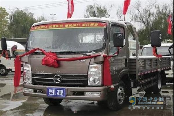 Domestic cargo light trucks have begun to use 7-speed gearbox