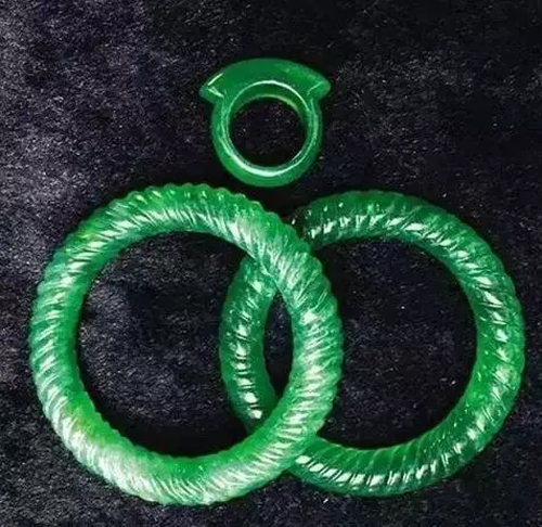 ç¿¡ç¿ éº»èŠ±æ‰‹é•¯