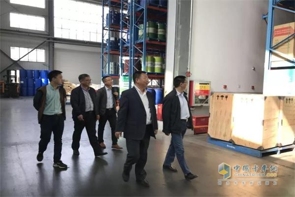 Longpan Technology Chairman Shi Junfeng accompanied the inspection team to inspect