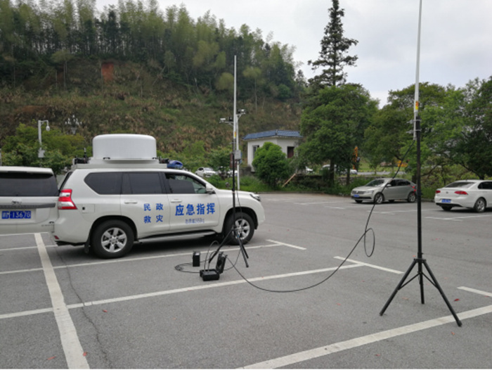 Command car scene photo