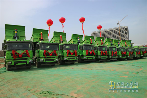Car dunker truck equipped with Haiwo lifting system