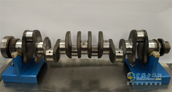 Drive a crankshaft in a million-mile engine