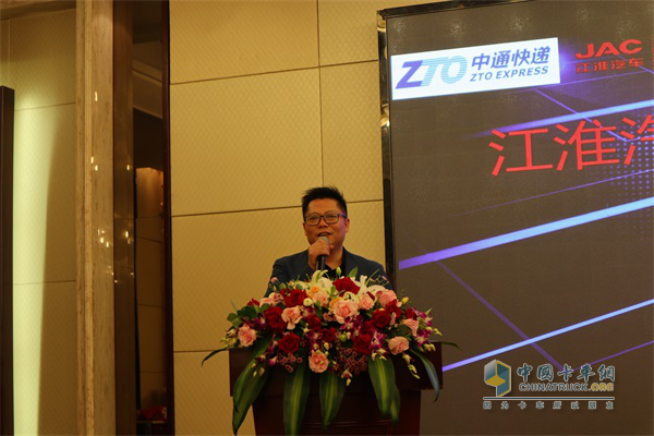Vice President of Jianghuai Heavy Commercial Vehicle Marketing Co., Ltd. and General Manager of Crossing Sales Company Wang Jun