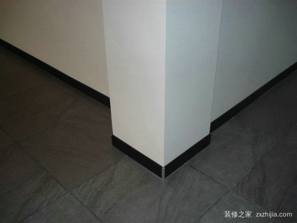 è¸¢è„šçº¿å®‰è£…