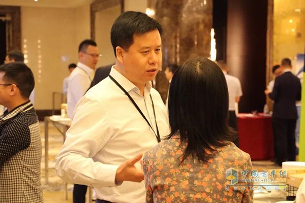 Qin Jian, General Manager of Kanesha, Interviewed with Participants