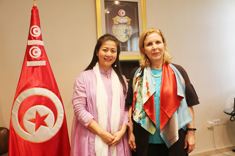The original generation of the original silk scarf brand and the China Women's Foundation "she power to help the Belt and Road" to develop the public interest cultural exchange activities