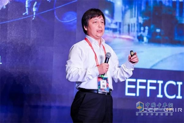 Mr. Yan Ping, Director of Engineering Technology Center of ZF (China) Investment Co., Ltd., was invited to attend the conference and delivered a speech.