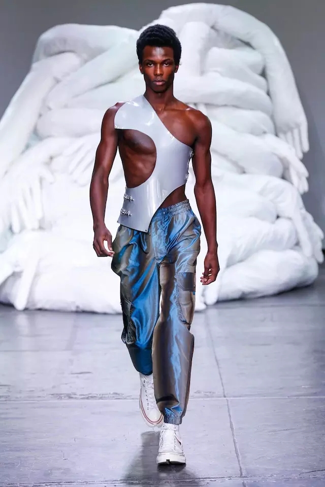 2019 Spring and Summer New York Men's Wear Week Feng Chen Wang with "Half