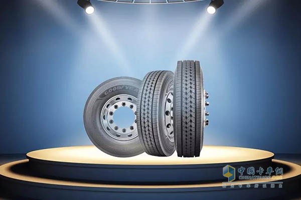 Goodyear S210 KMAX