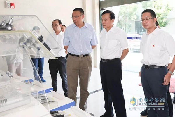 Jianghuai Group Party Secretary and Chairman An Jin visited FAW Jiefang Engine Division