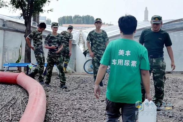 Meifeng Jialan staff participated in disaster relief work