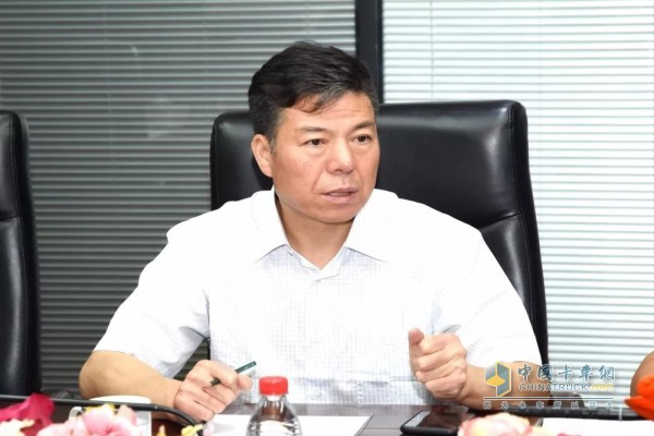 Chairman Yan Jianbo introduced the company's production and operation, strategic layout, etc.