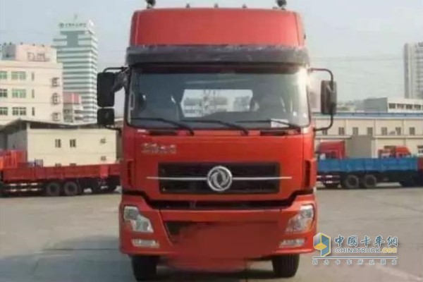 Dongfeng Cummins ISL9.5L, 340 horsepower Dongfeng Tianlong