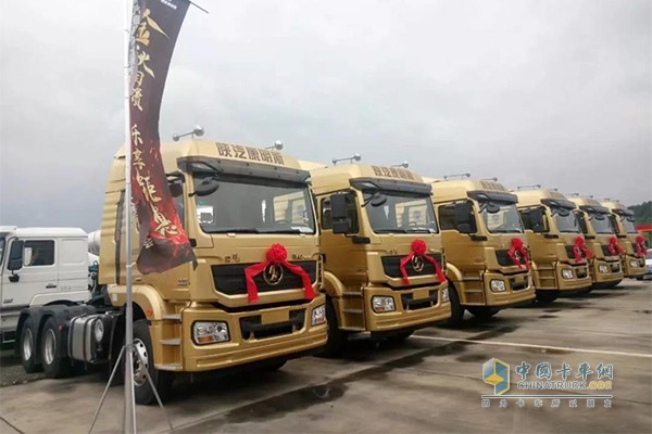 On-site Shaanxi Auto Cummins show car